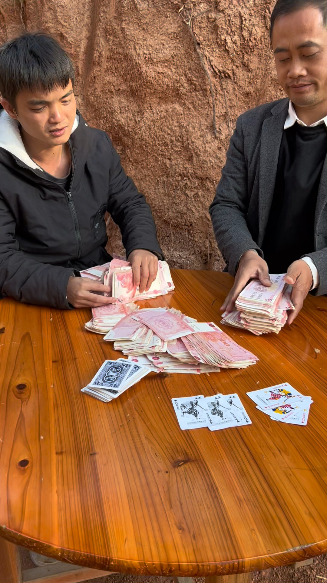 非凡扎金花手机版疯狂炸金花手机版下载
