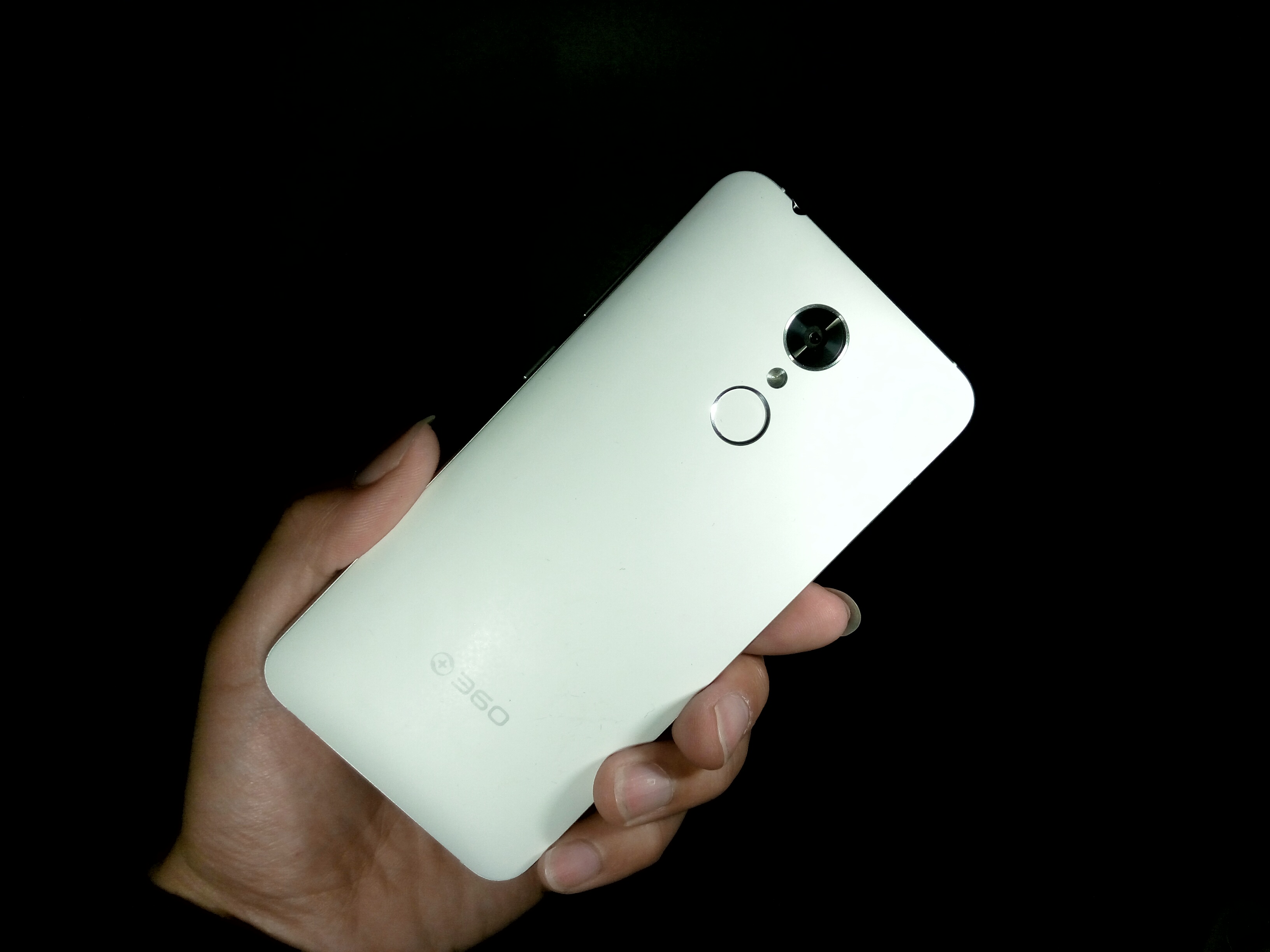 360手机f4移动版(360f4手机参数配置)-第2张图片-QuickQ官网